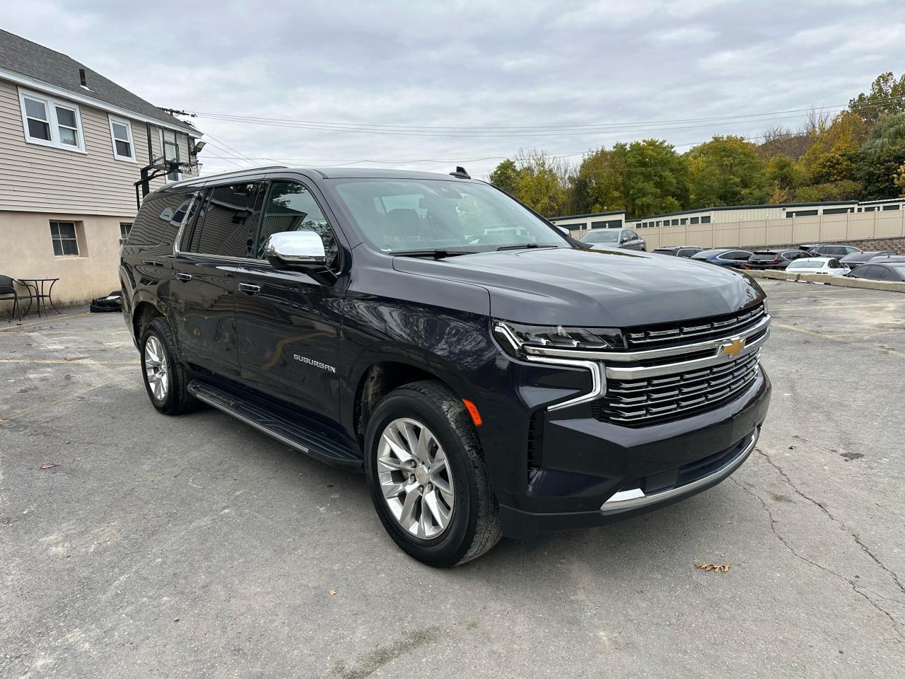 2023 CHEVROLET Suburban