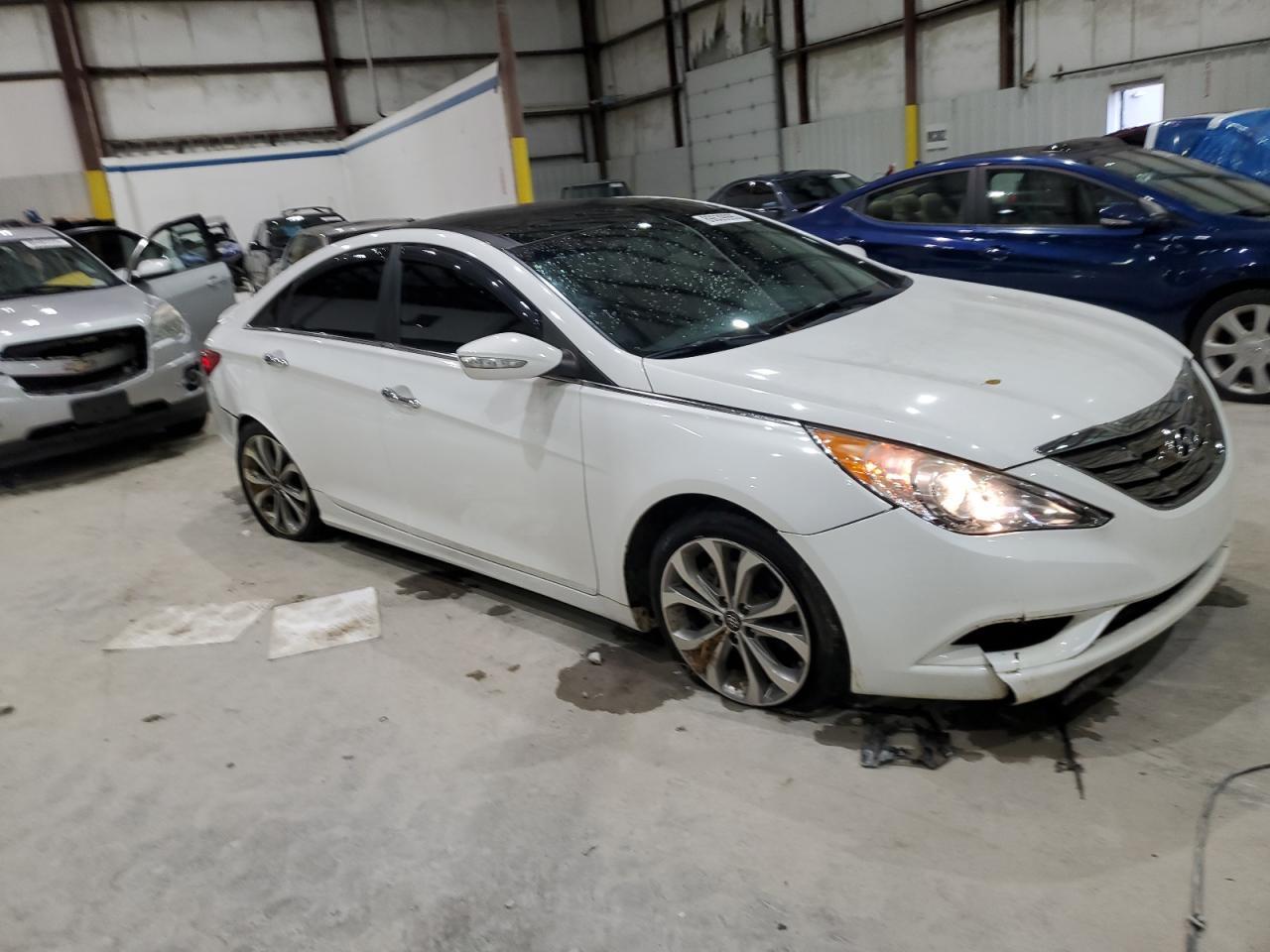 2013 HYUNDAI SONATA