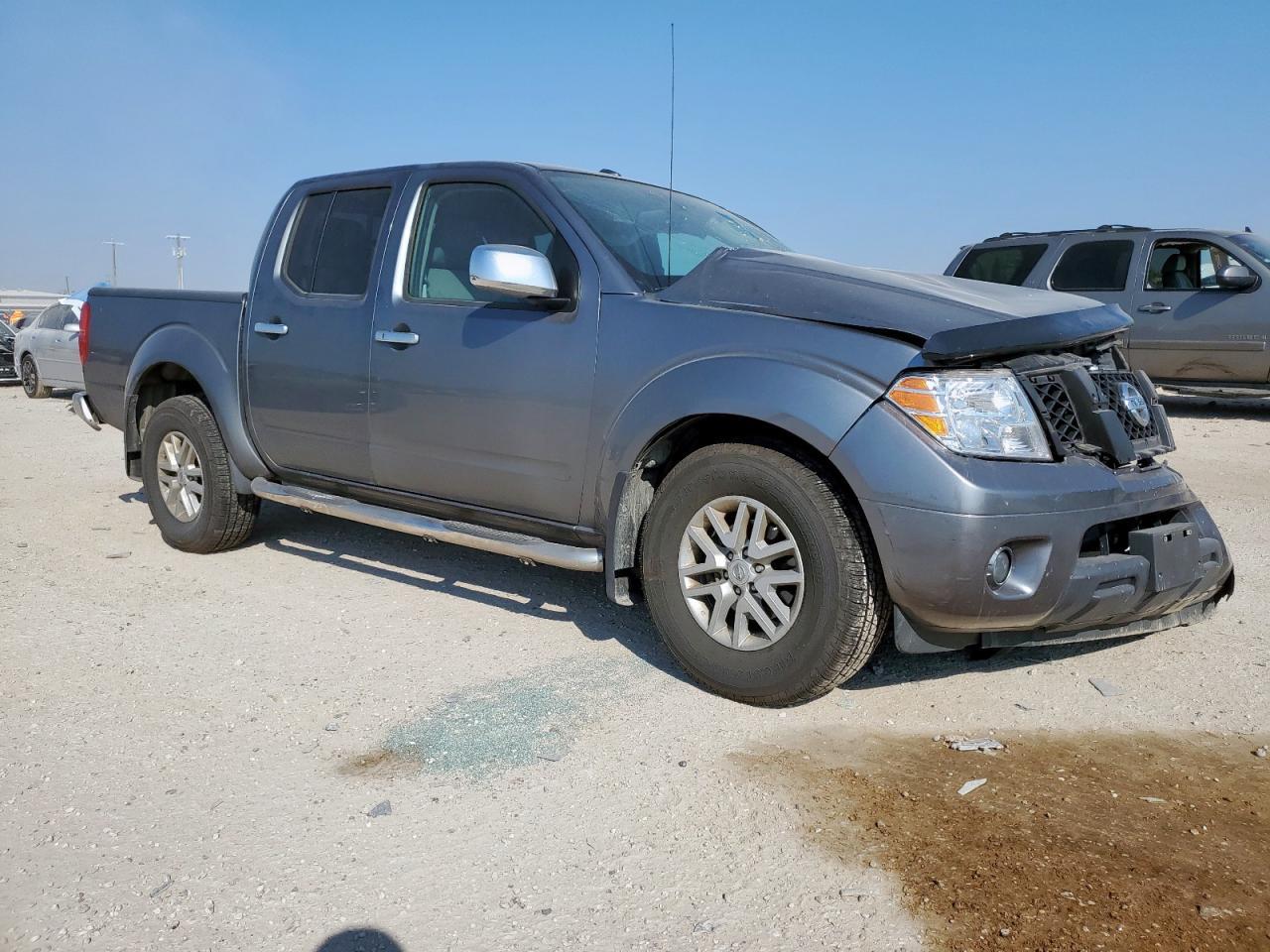 2017 NISSAN Frontier