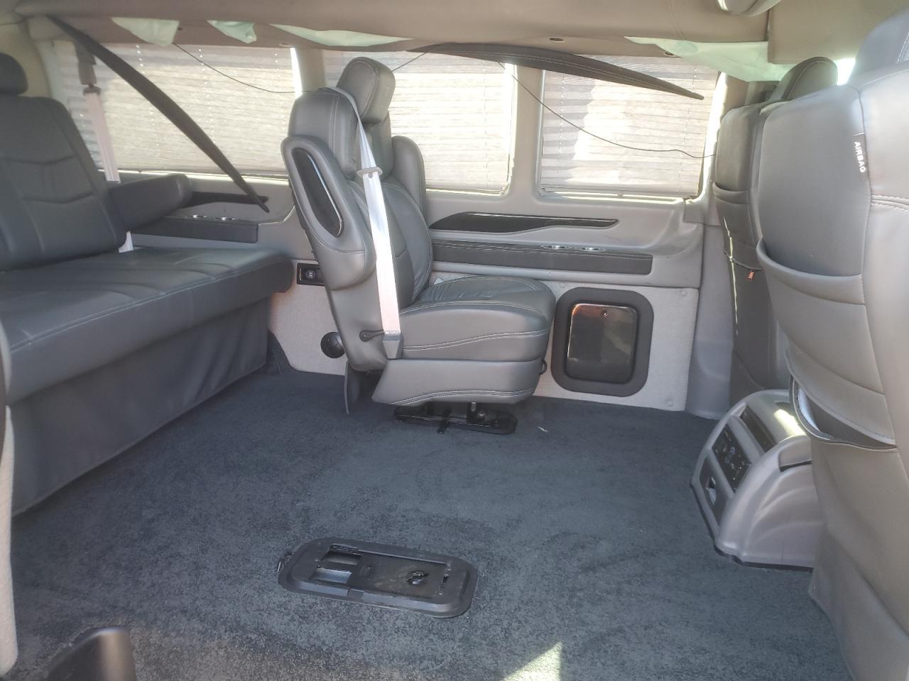 2020 CHEVROLET EXPRESS 2500