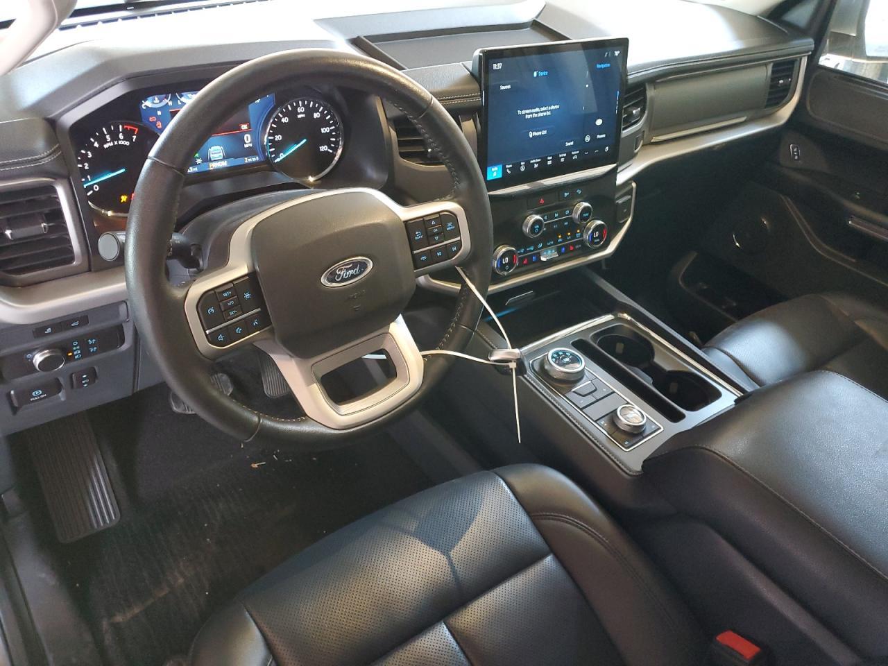 2022 FORD Expedition