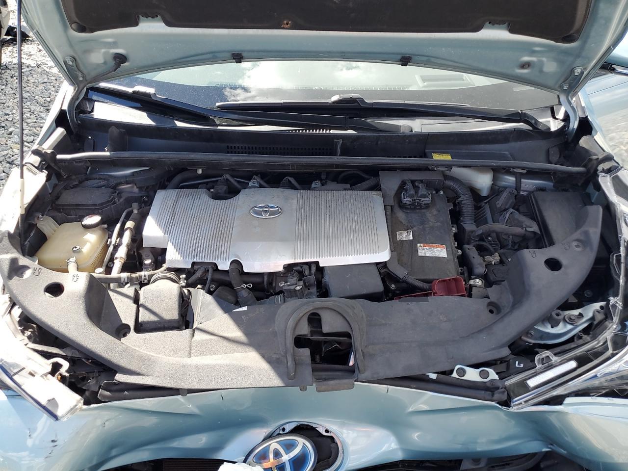 2017 TOYOTA PRIUS