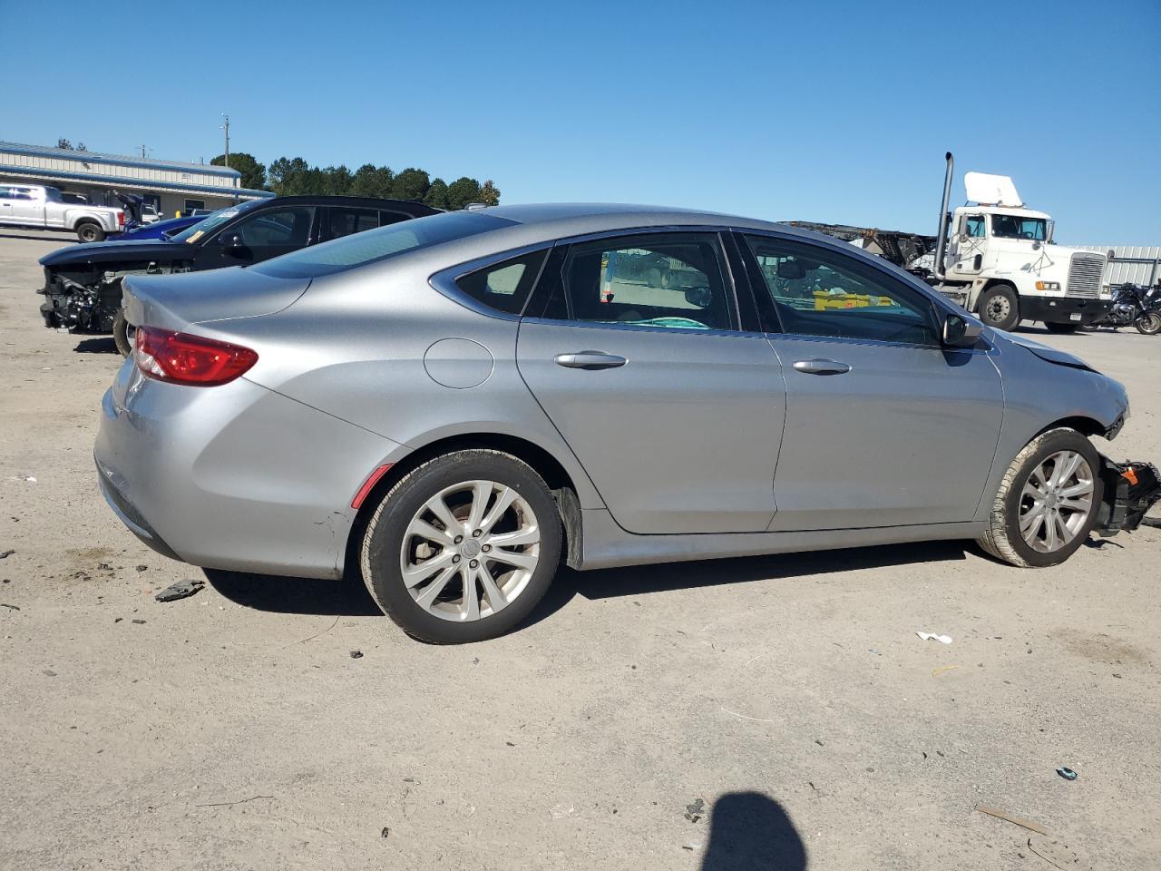 2015 CHRYSLER 200