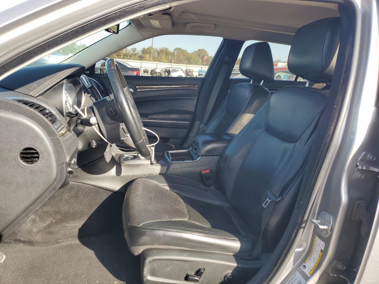 2015 CHRYSLER 300