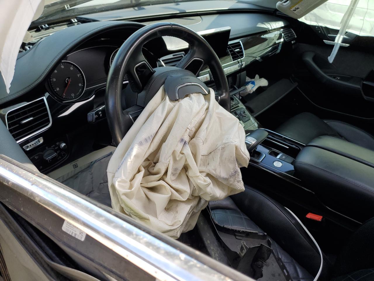 2020 AUDI A8