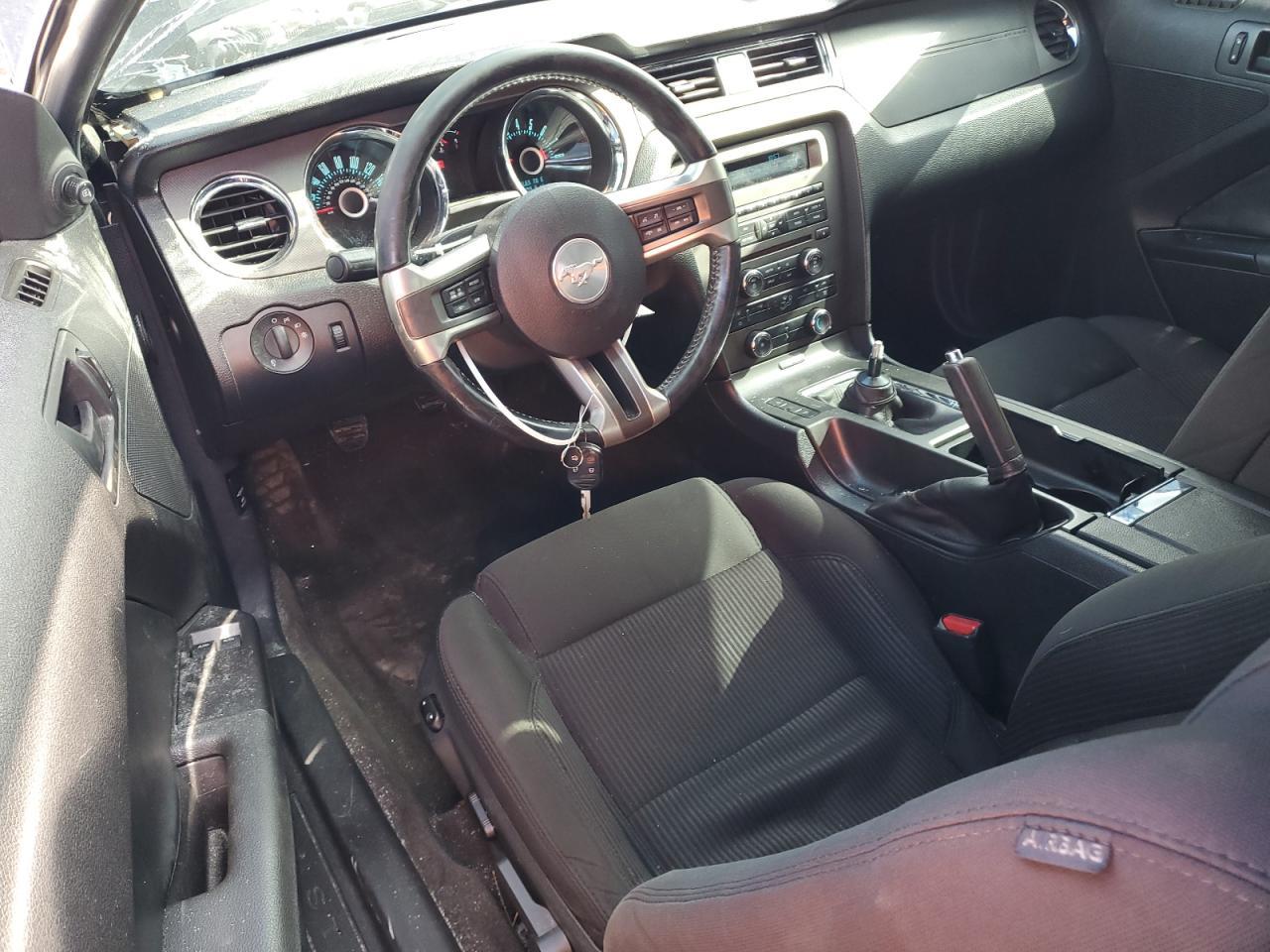 2013 FORD MUSTANG