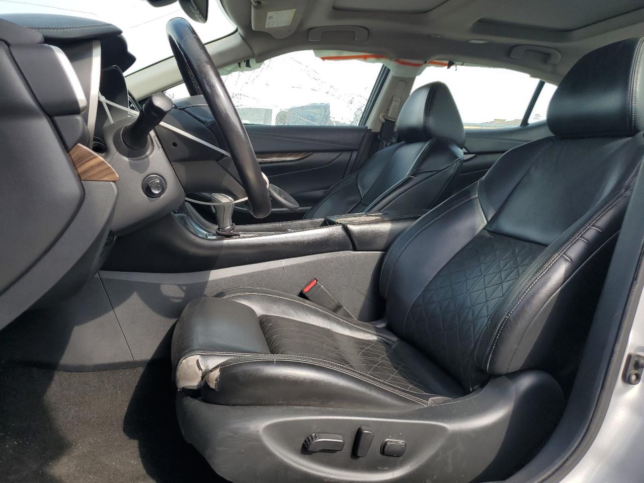 2017 NISSAN Maxima