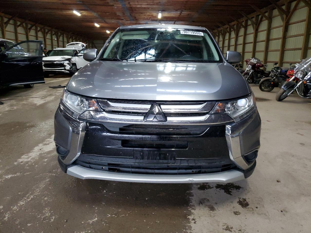 2016 MITSUBISHI outlander