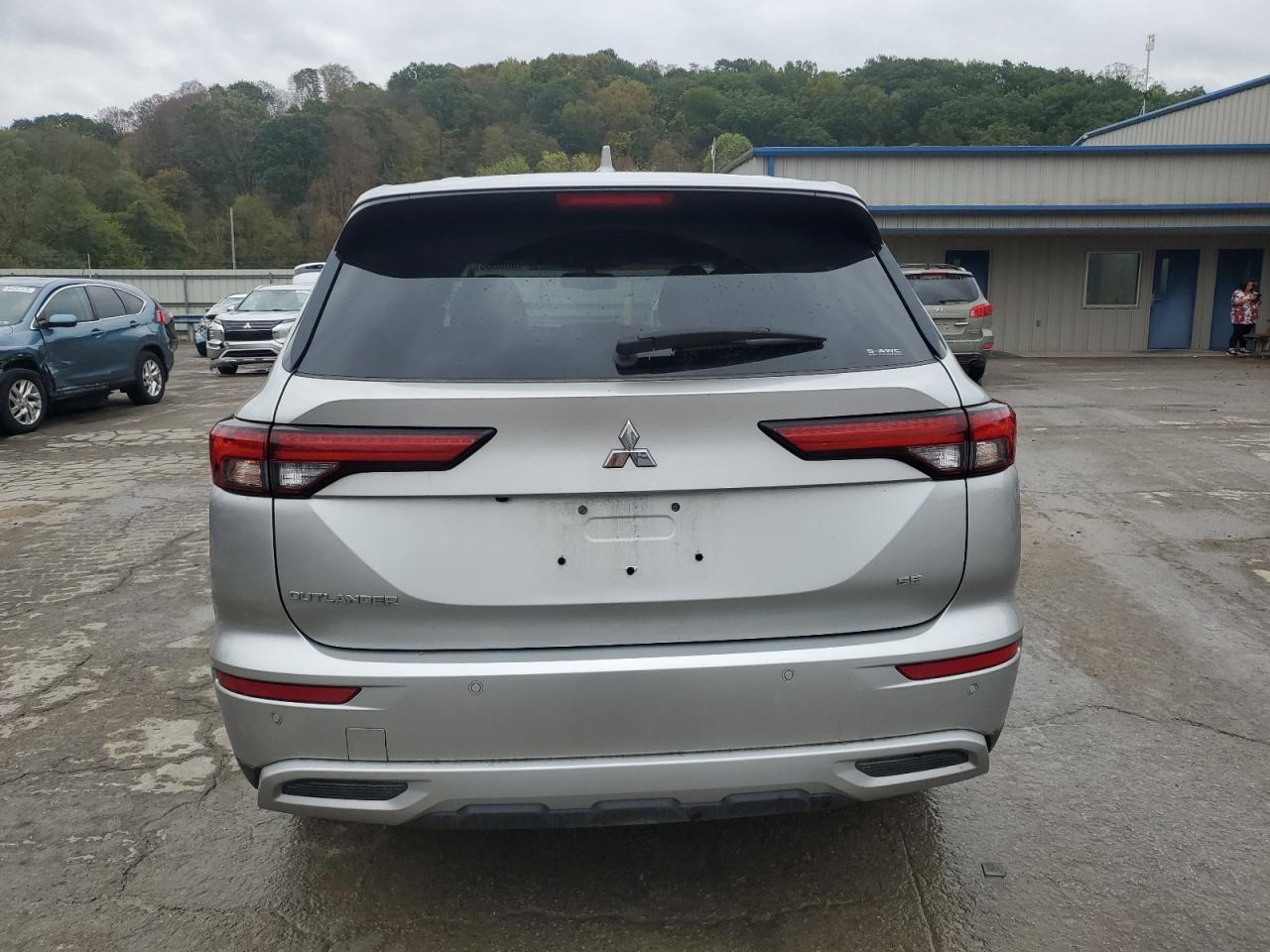 2024 MITSUBISHI outlander