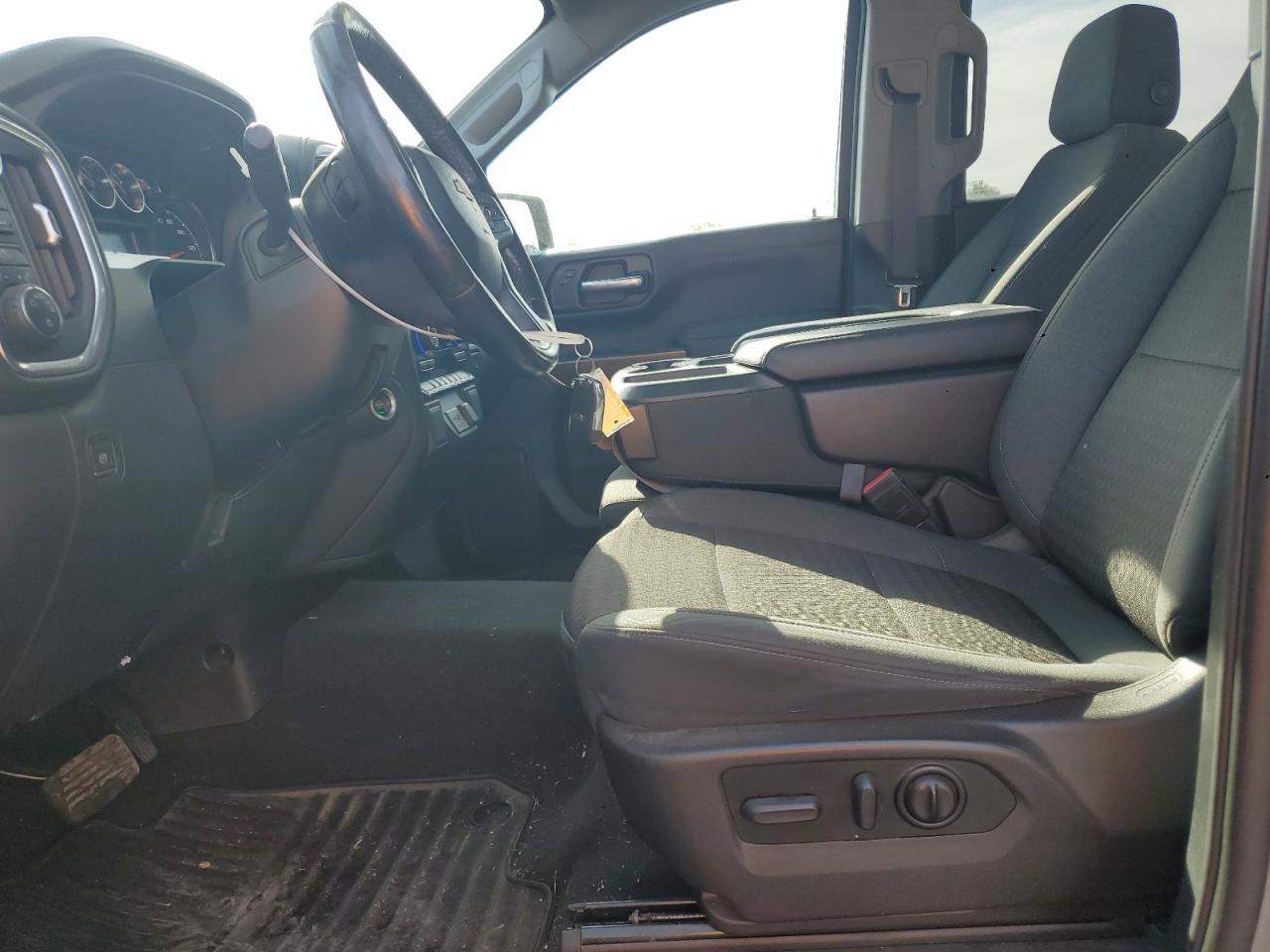 2021 CHEVROLET Silverado