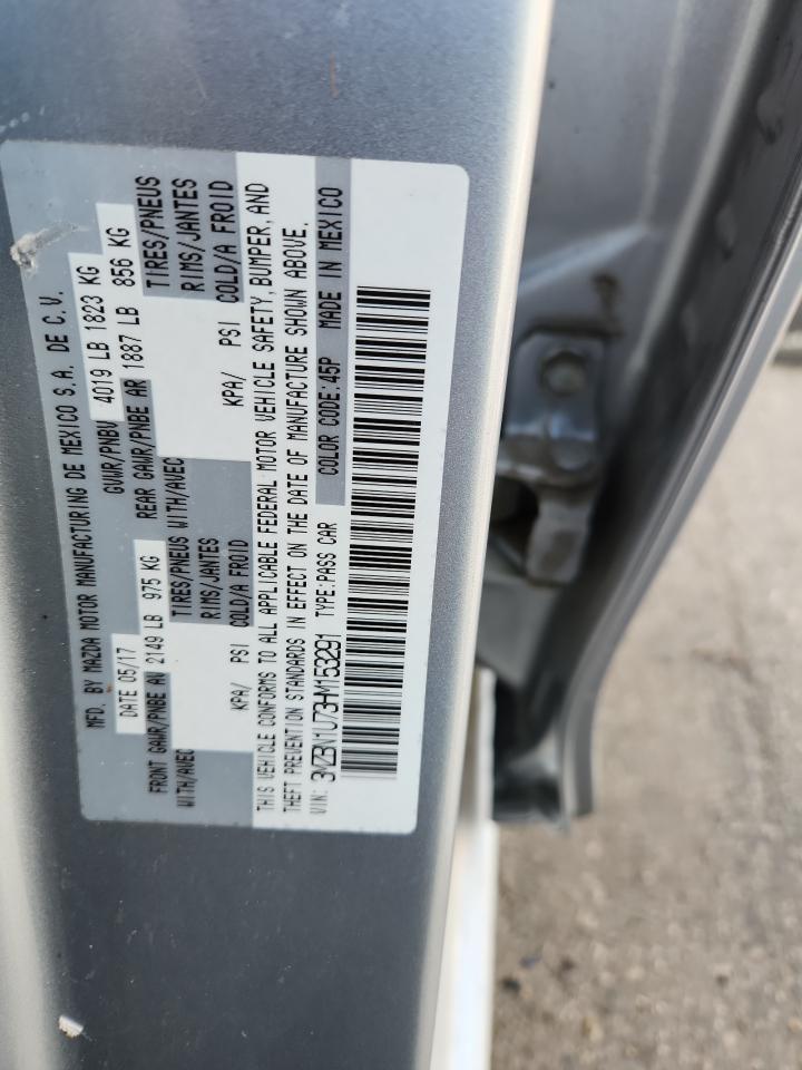 2017 MAZDA 3