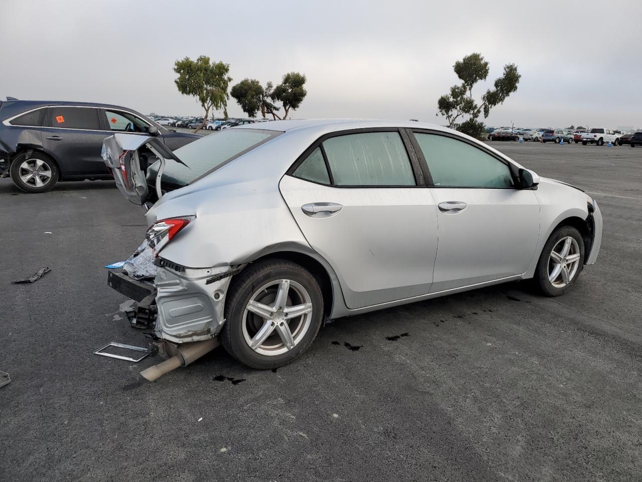 2016 TOYOTA COROLLA