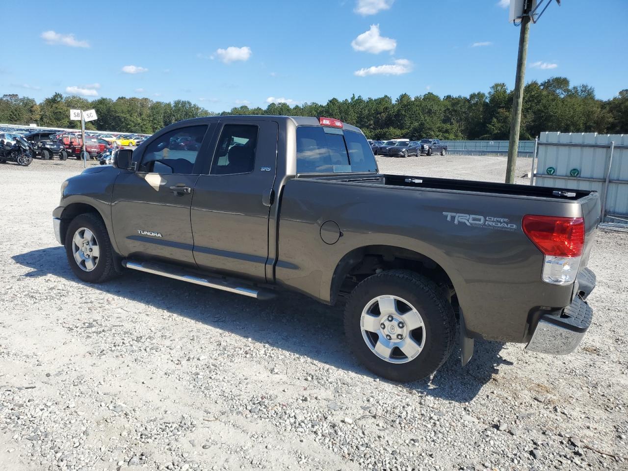 2010 TOYOTA TUNDRA