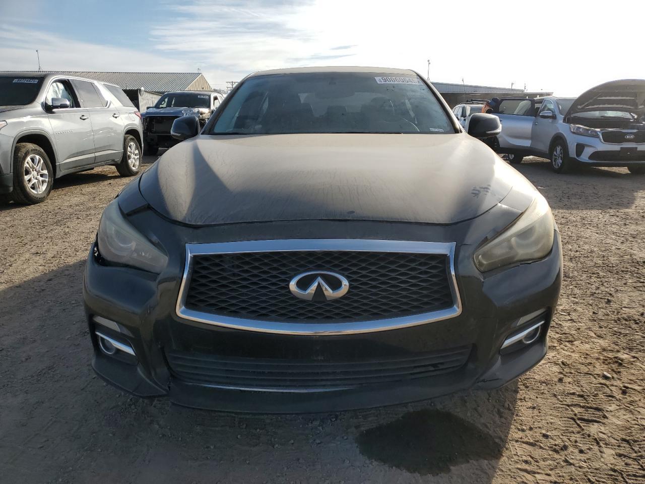 2014 INFINITI Q50