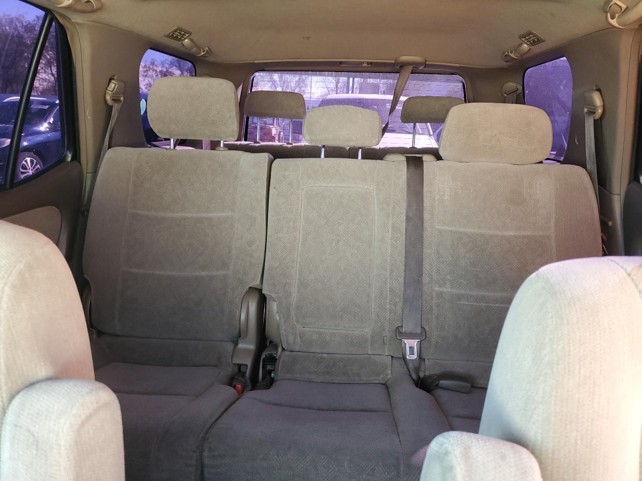 2003 TOYOTA Sequoia