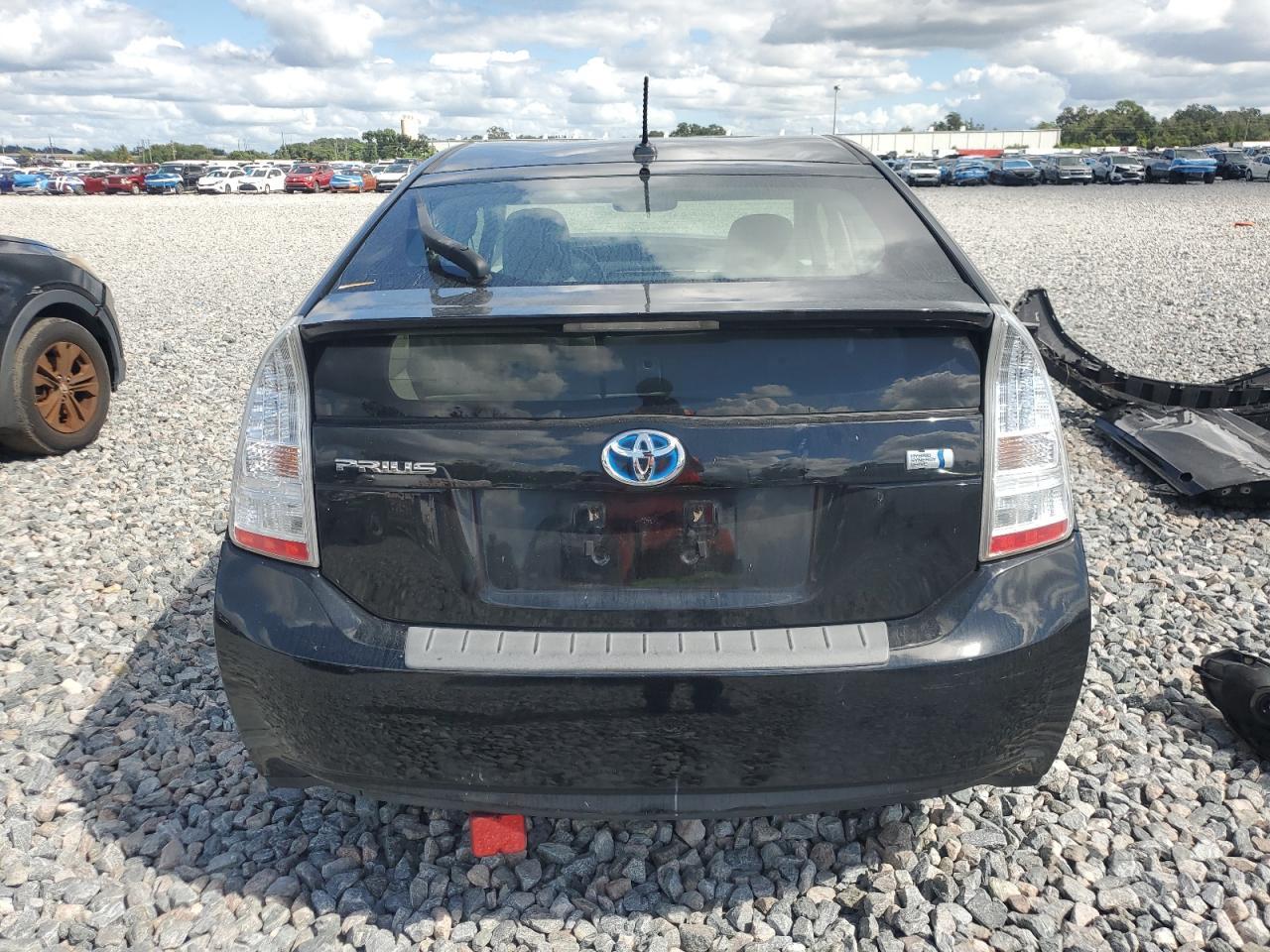 2011 TOYOTA PRIUS