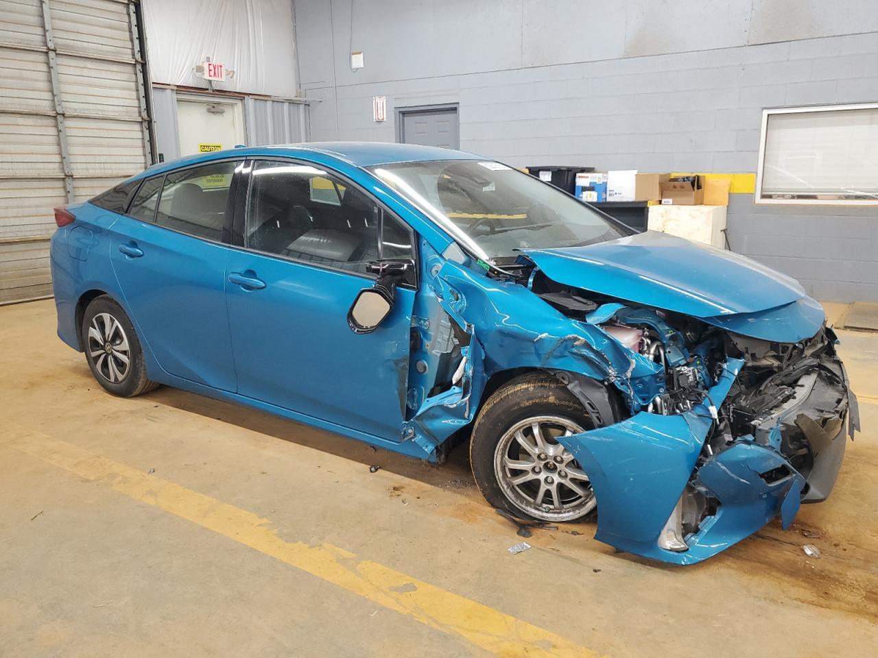 2017 TOYOTA Prius Prime