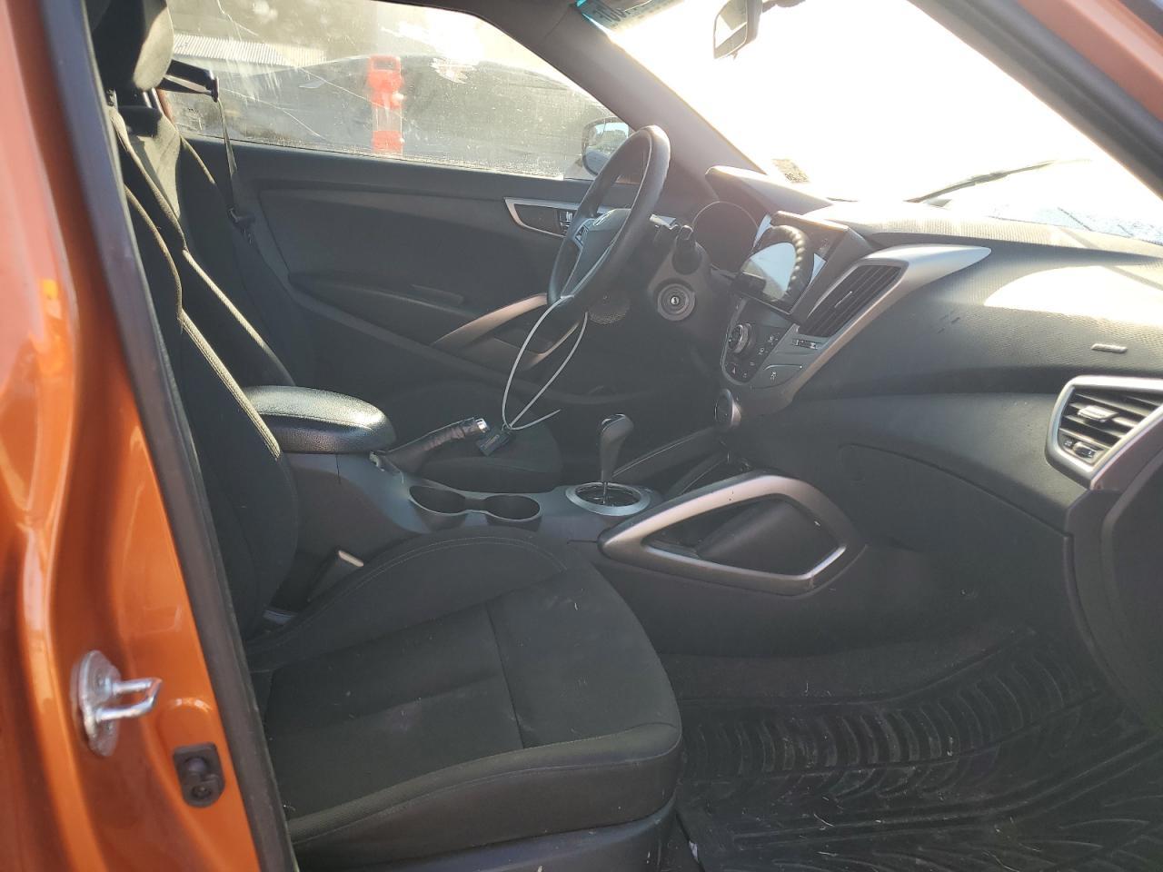 2016 HYUNDAI VELOSTER