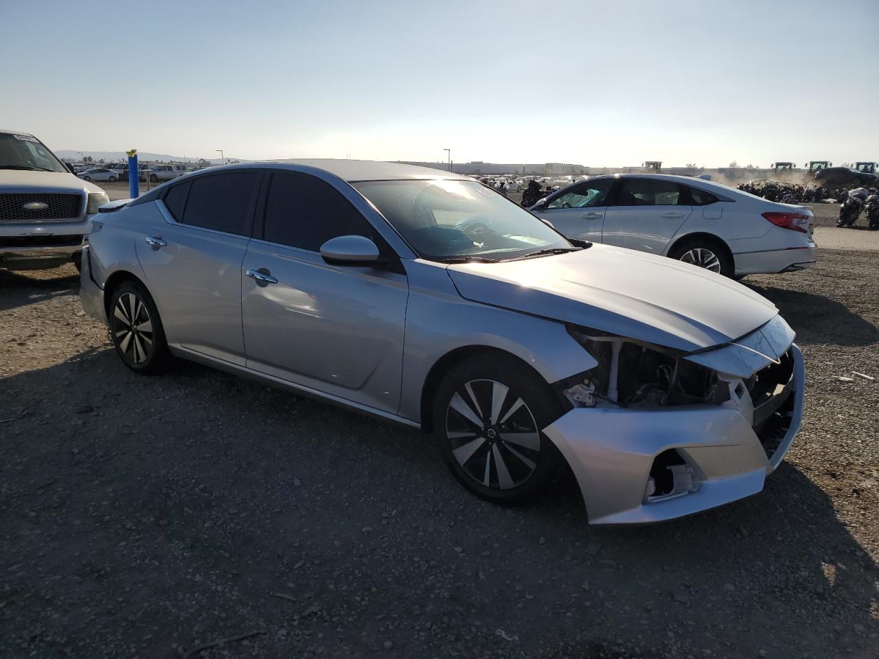 2022 NISSAN ALTIMA