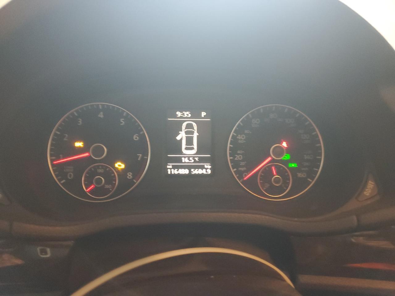 2014 VOLKSWAGEN Passat