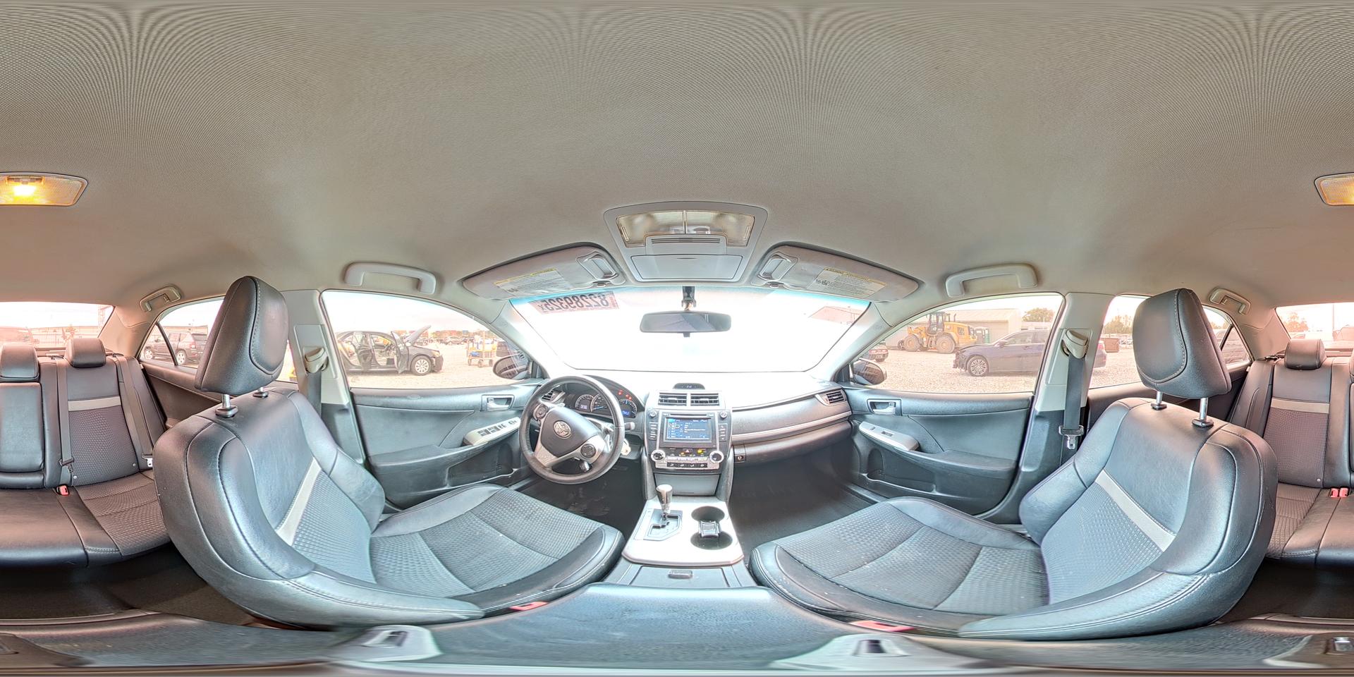 2014 TOYOTA CAMRY