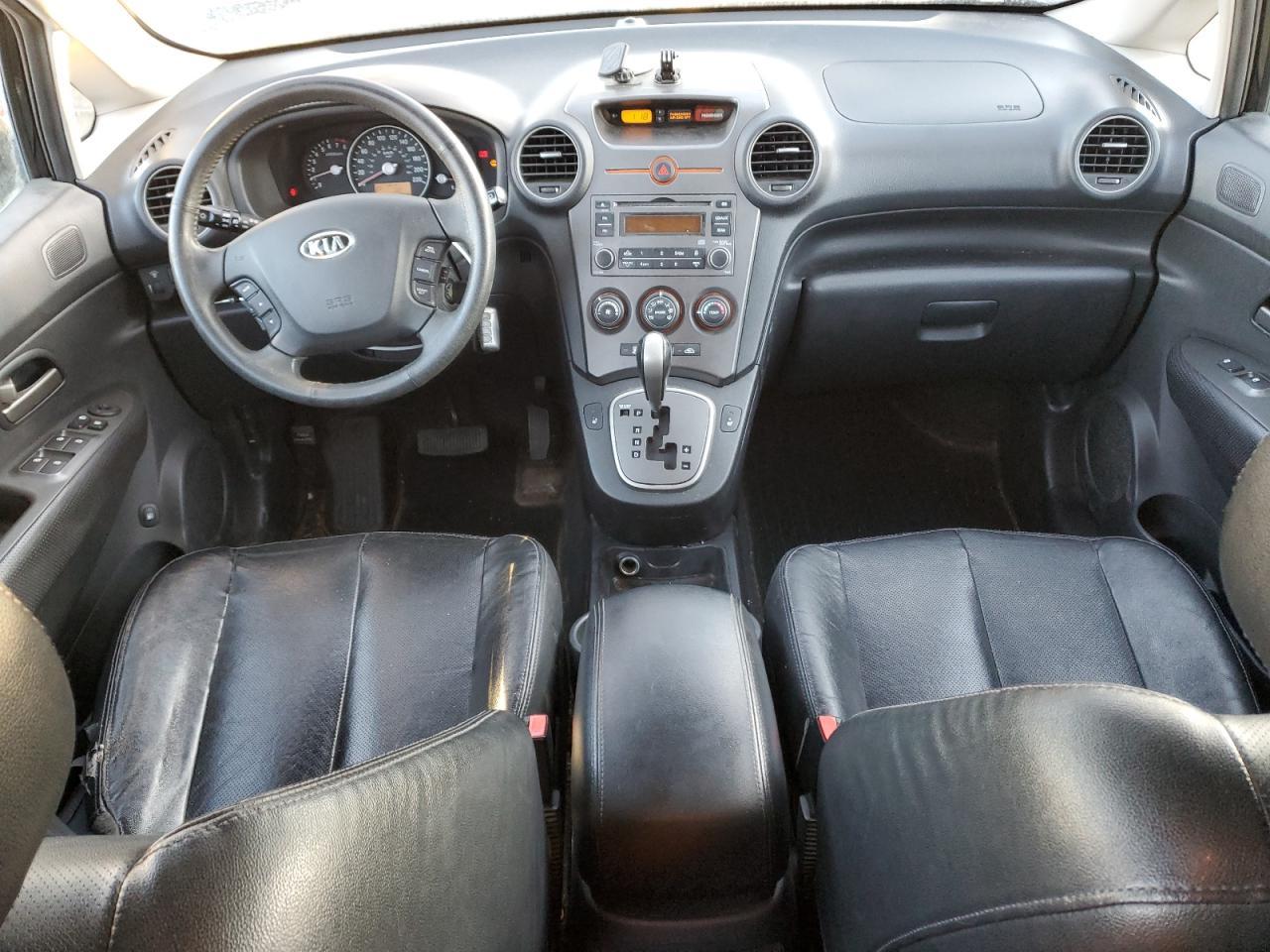 2008 KIA RONDO