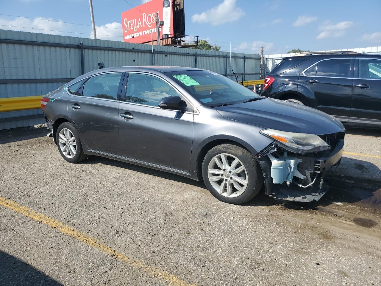 2013 TOYOTA Avalon
