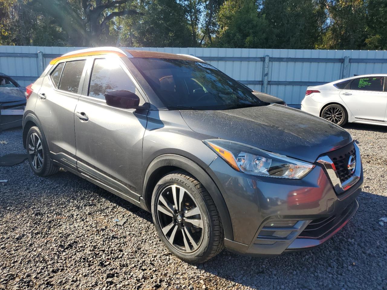 2020 NISSAN KICKS