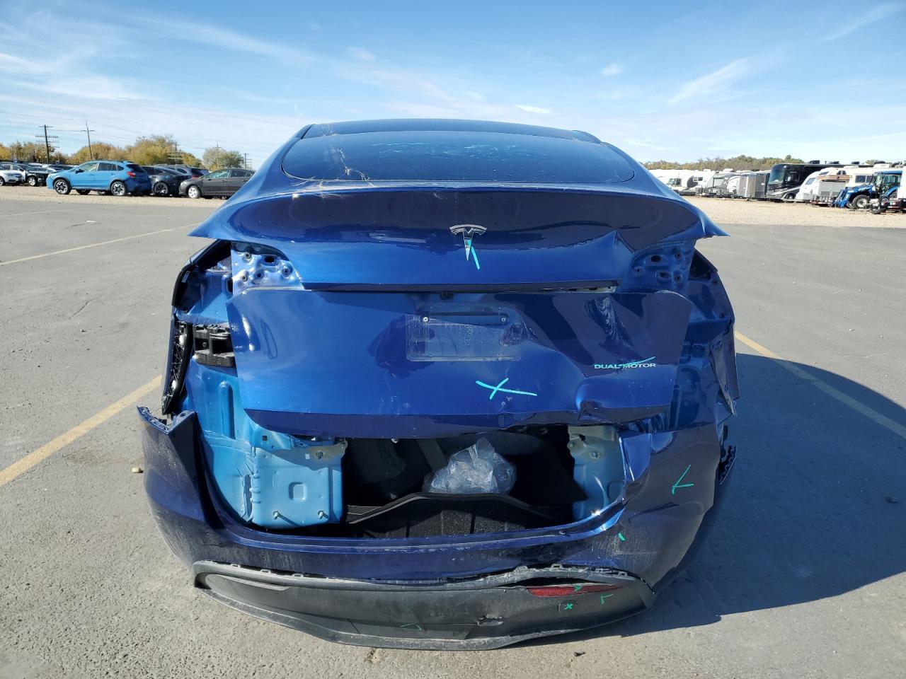 2025 TESLA MODEL Y