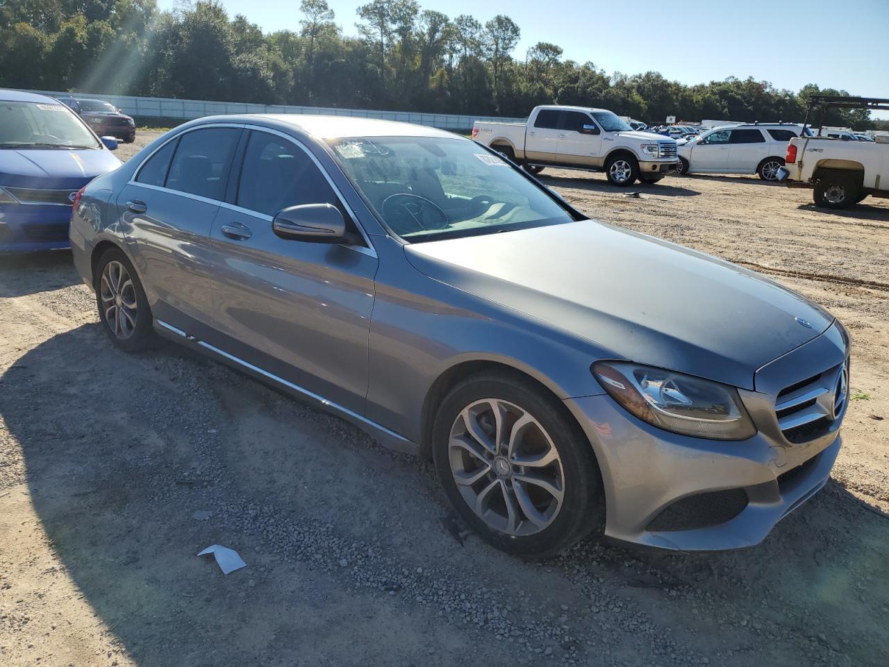 2016 MERCEDES-BENZ C-CLASS