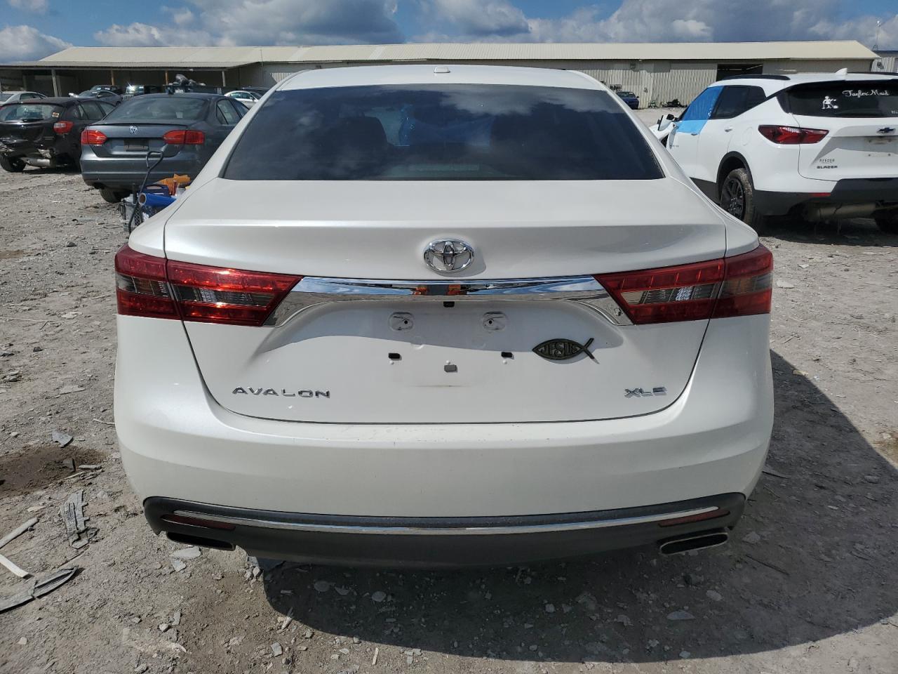 2016 TOYOTA Avalon