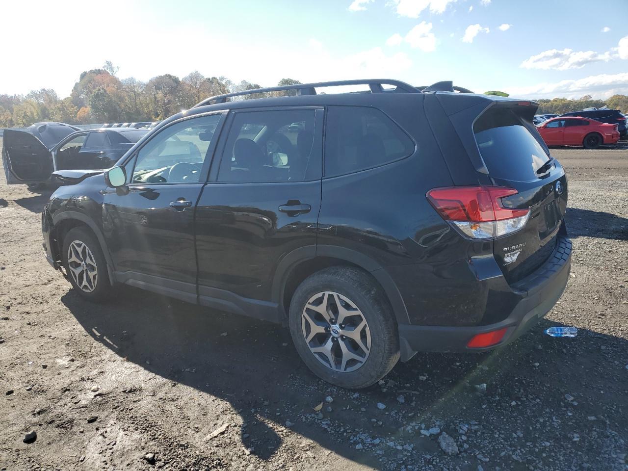 2024 SUBARU FORESTER