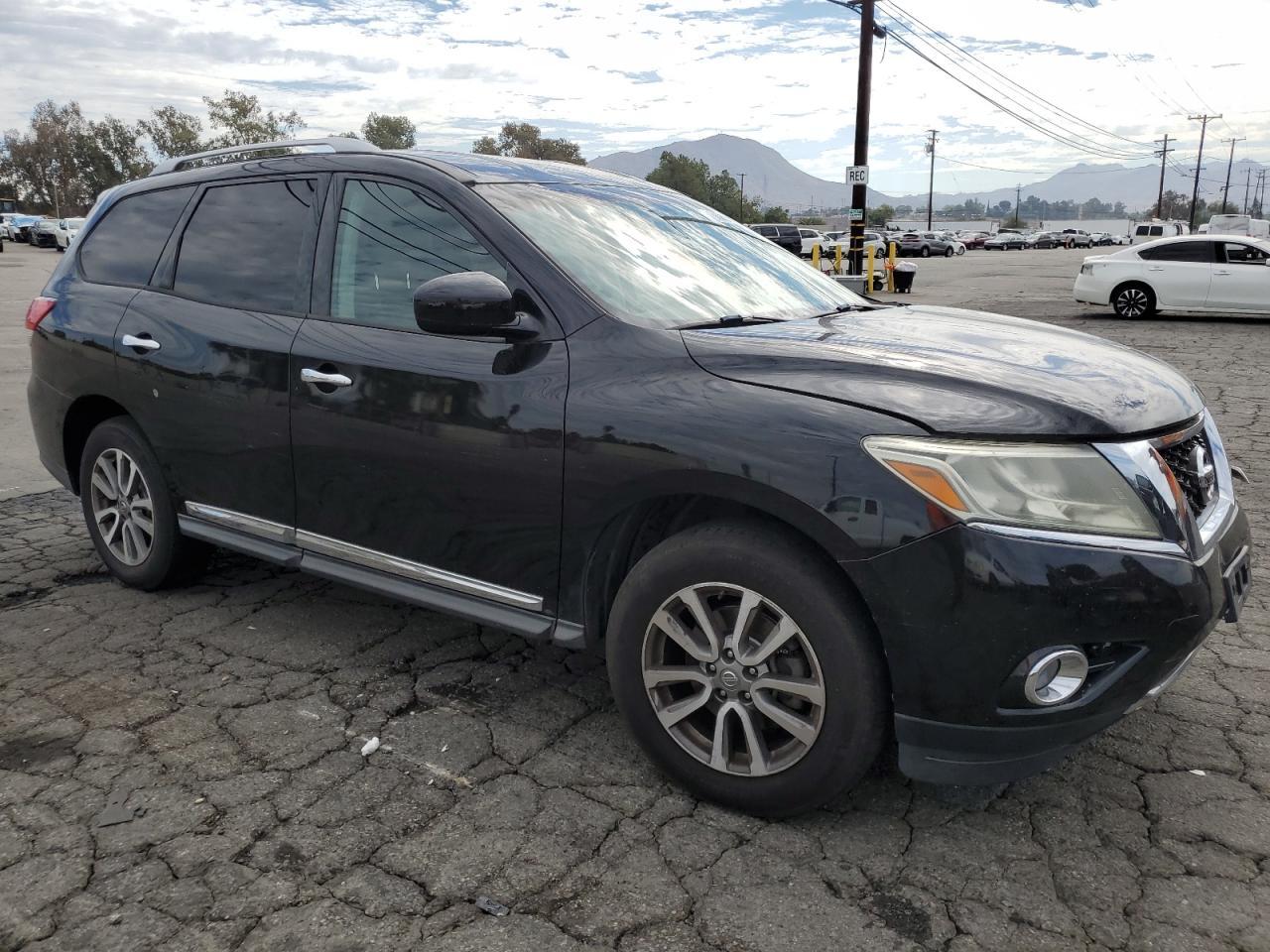 2013 NISSAN PATHFINDER