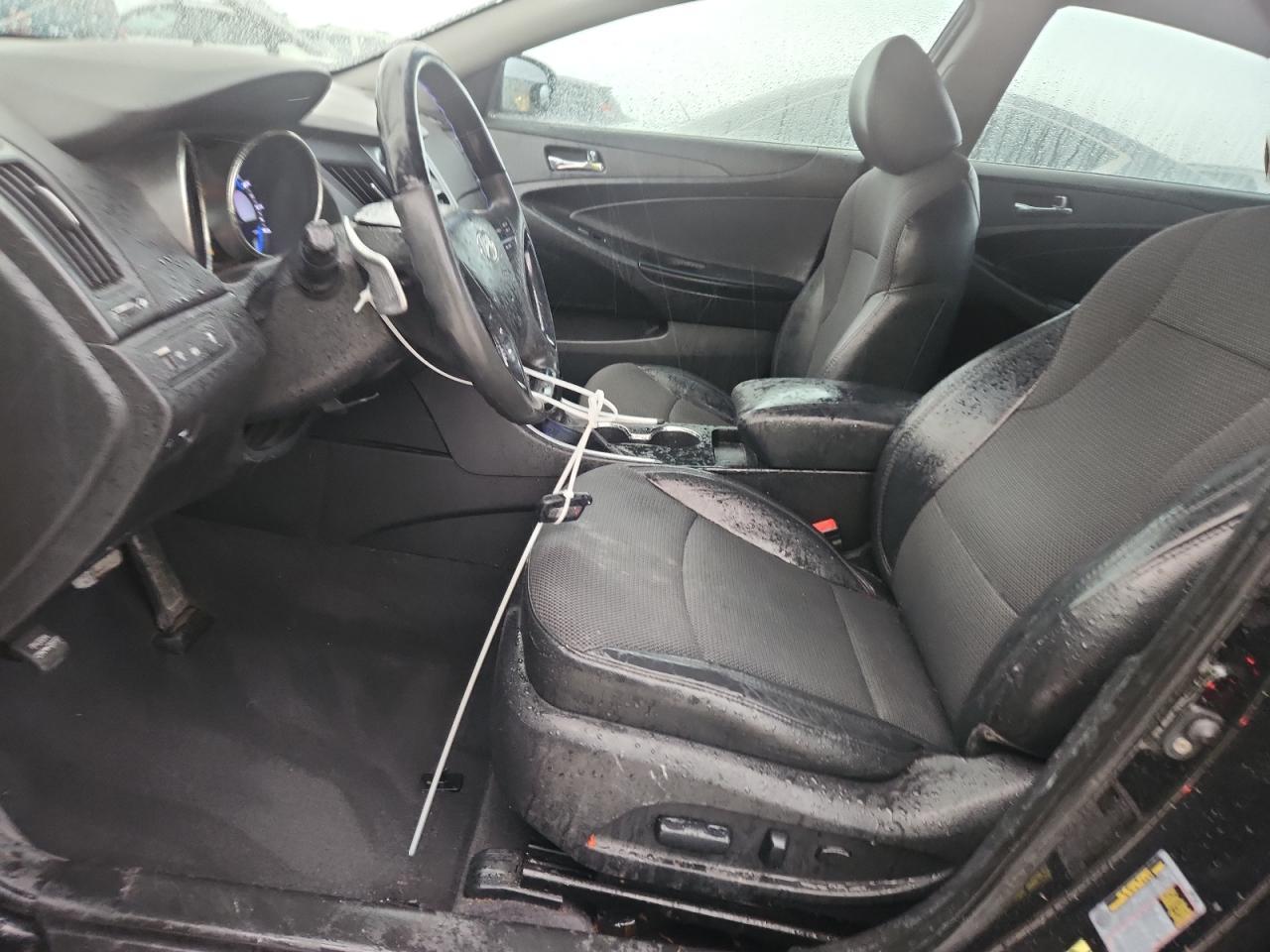 2011 HYUNDAI SONATA