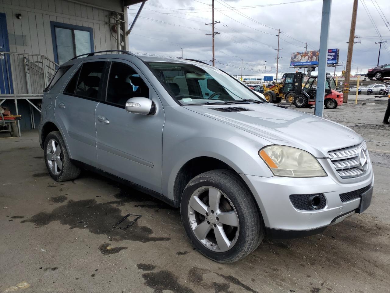 2006 MERCEDES-BENZ ML-Class