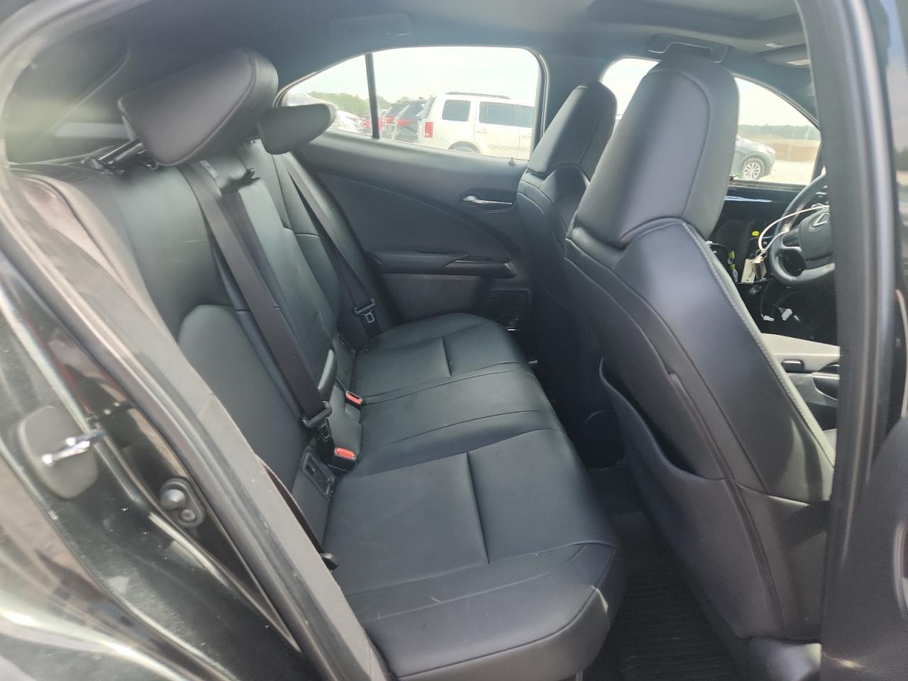2021 LEXUS Ux
