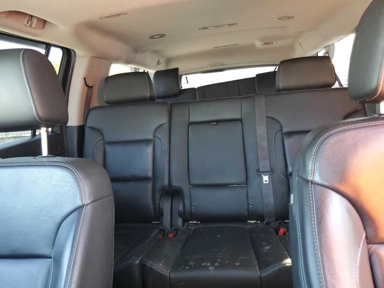 2017 CHEVROLET Suburban