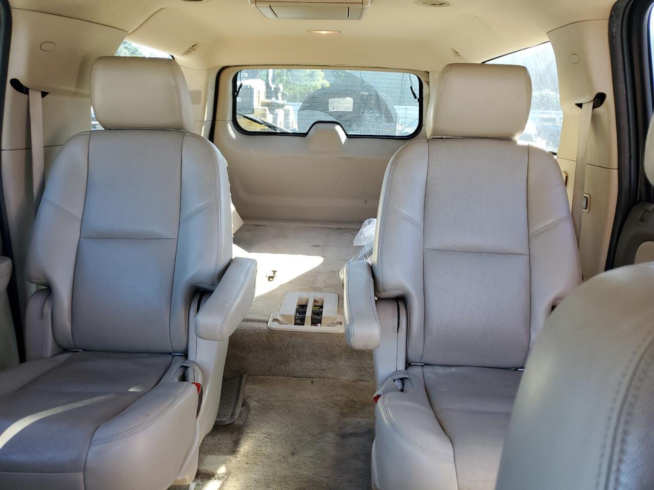 2014 CHEVROLET Suburban