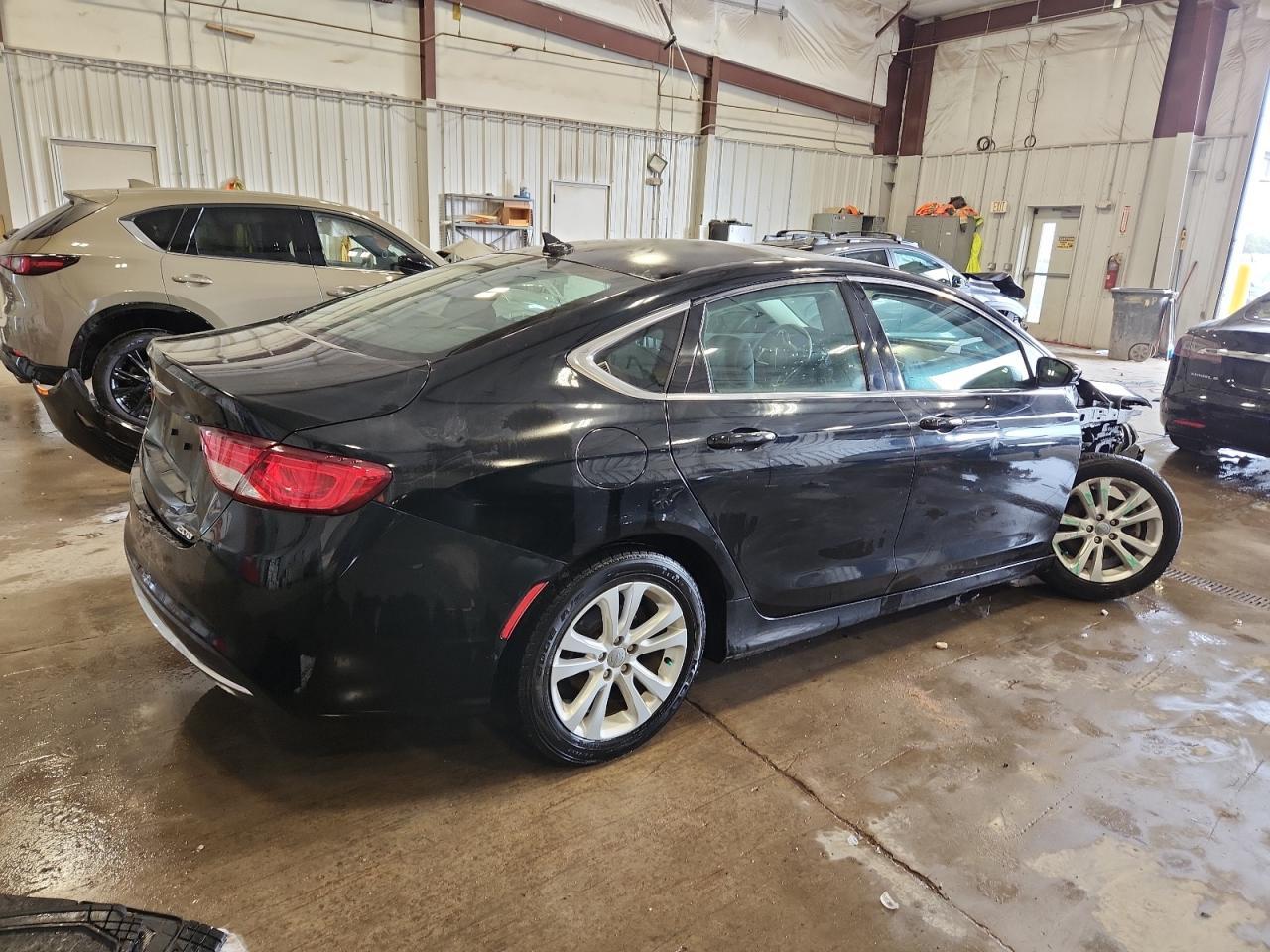 2016 CHRYSLER 200