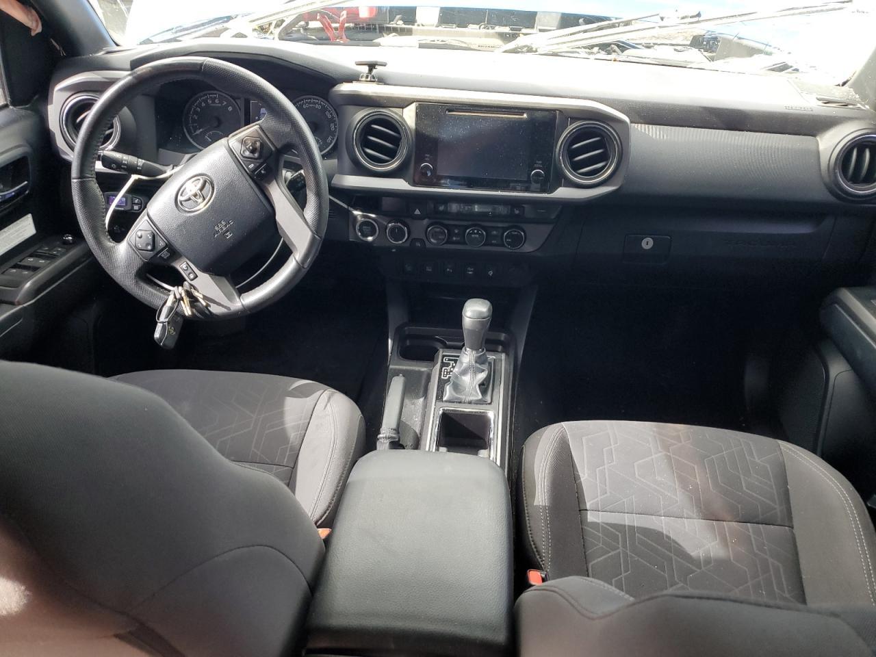 2016 TOYOTA TACOMA