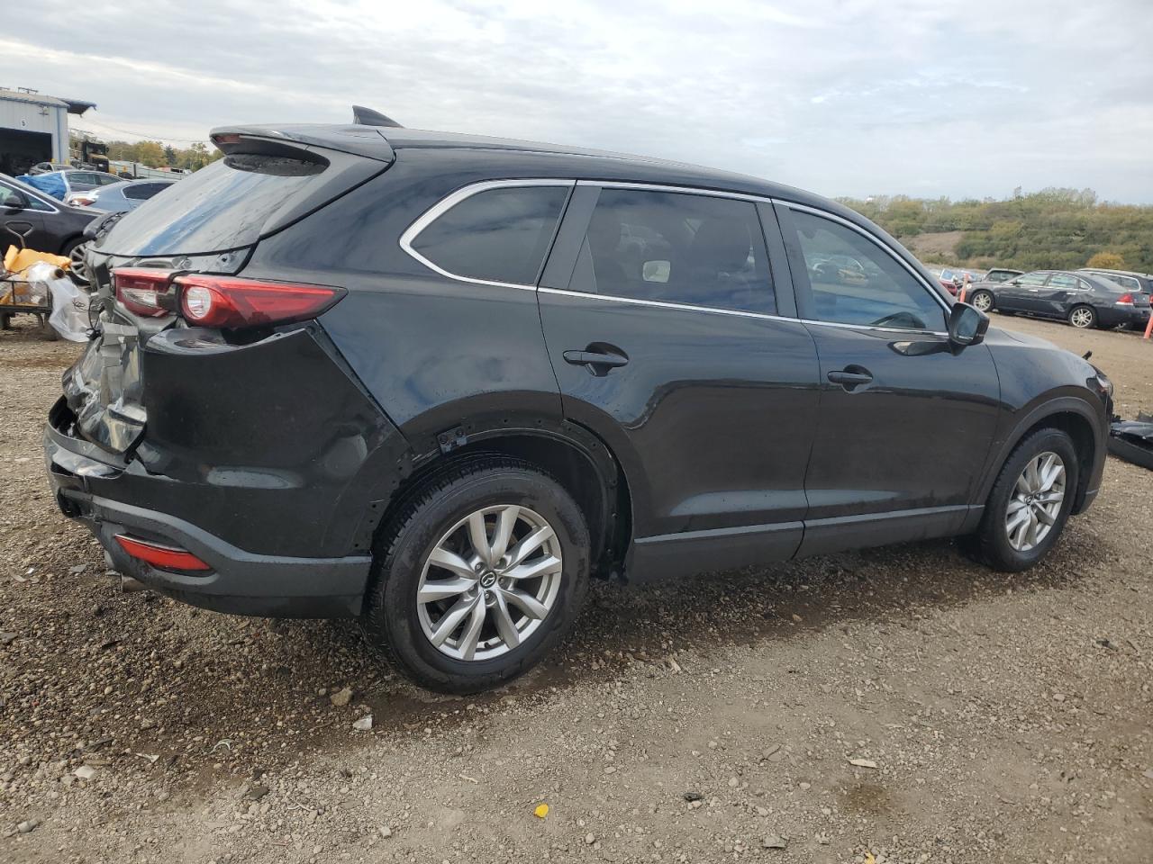 2017 MAZDA CX-9