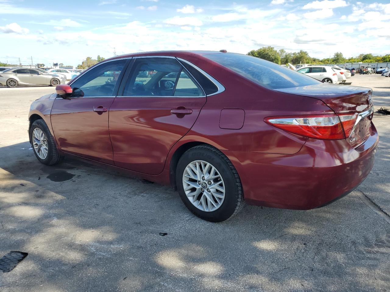 2017 TOYOTA CAMRY