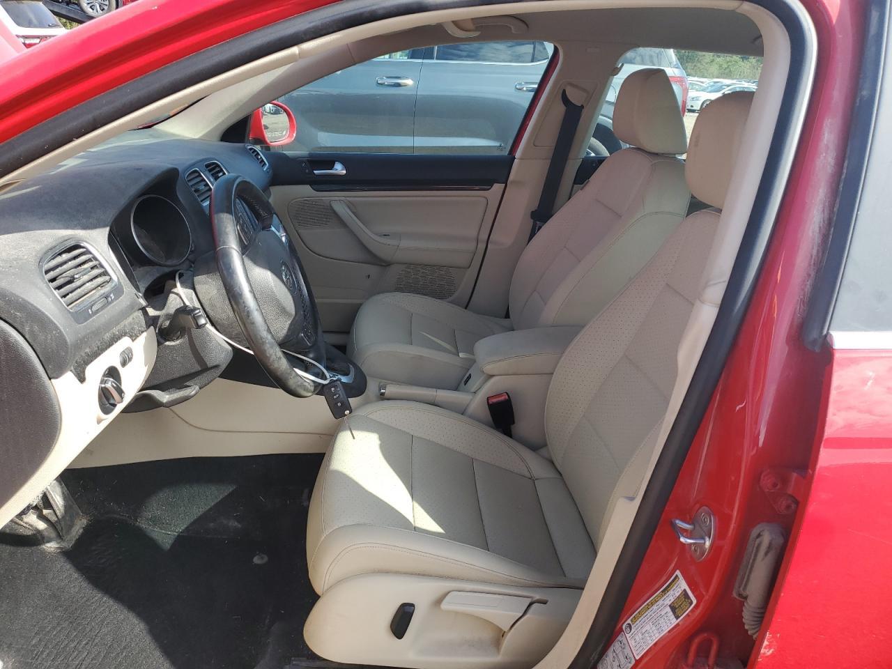 2013 VOLKSWAGEN JETTA