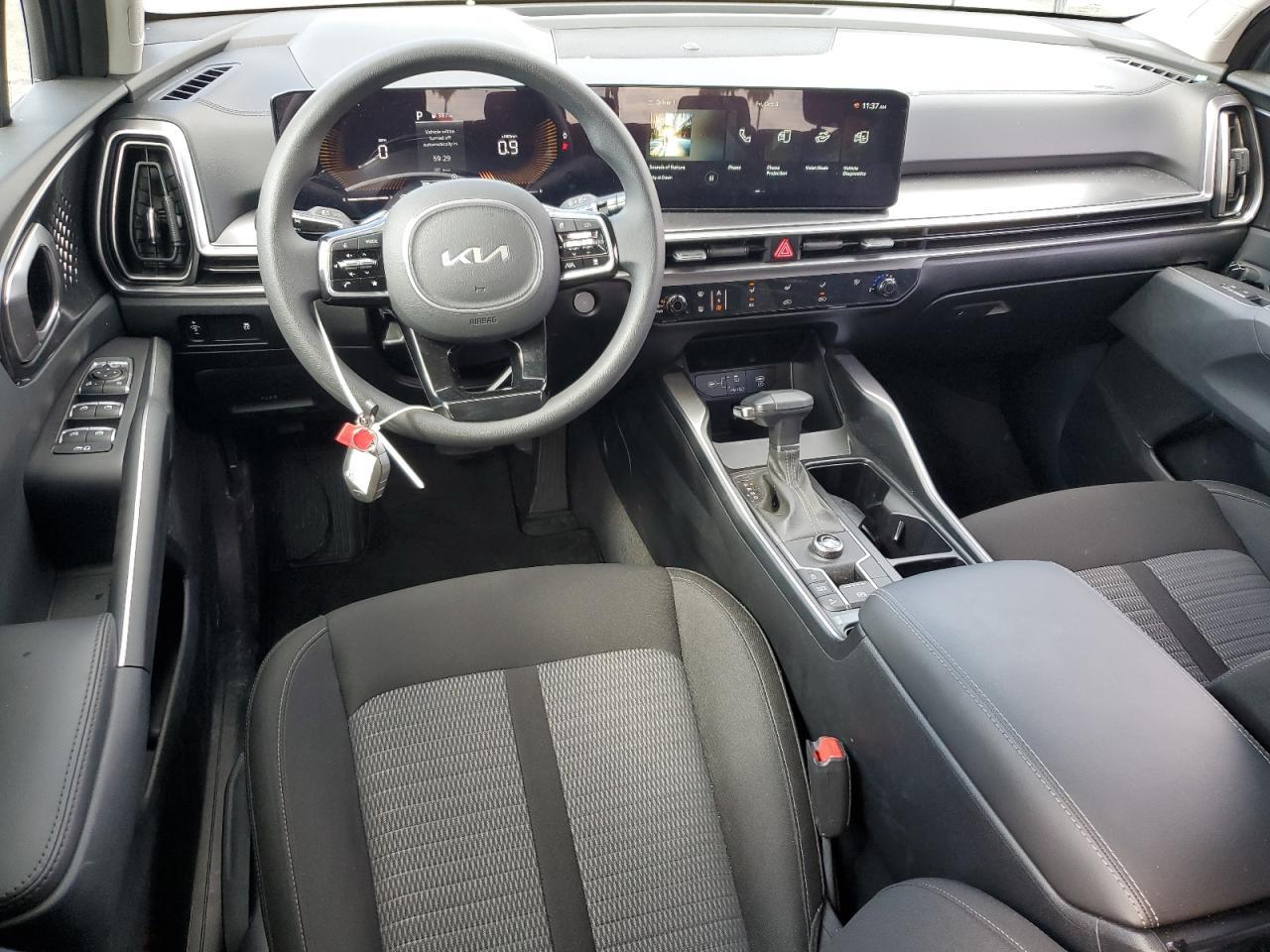2025 KIA SORENTO