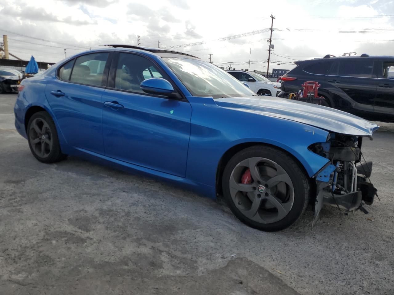 2017 ALFA ROMEO Giulia
