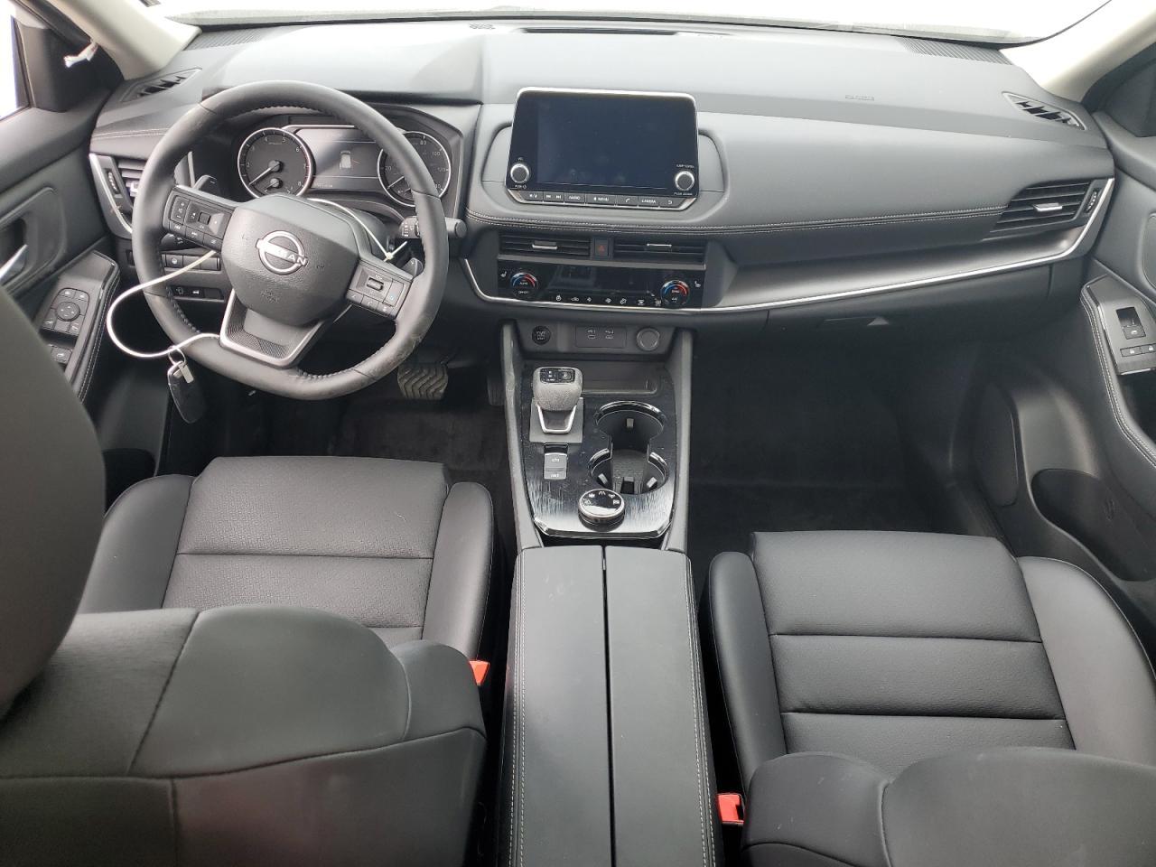 2025 NISSAN ROGUE