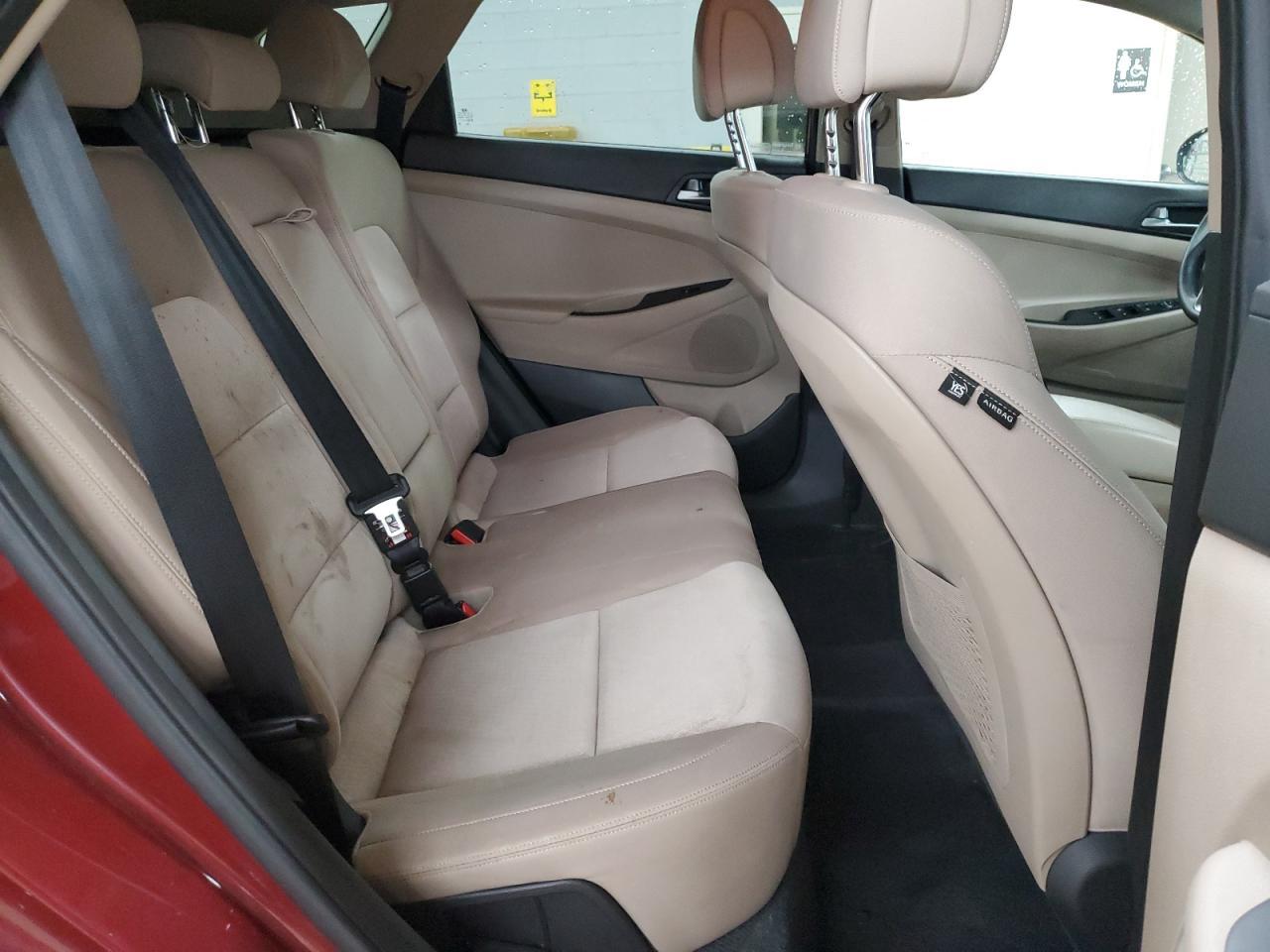 2016 HYUNDAI TUCSON
