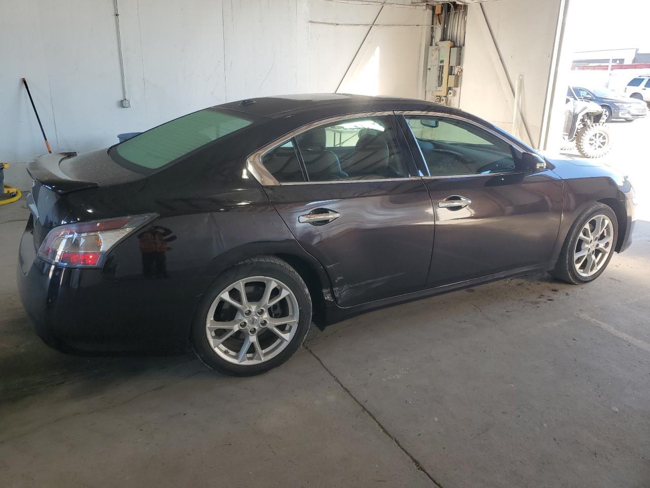 2014 NISSAN Maxima