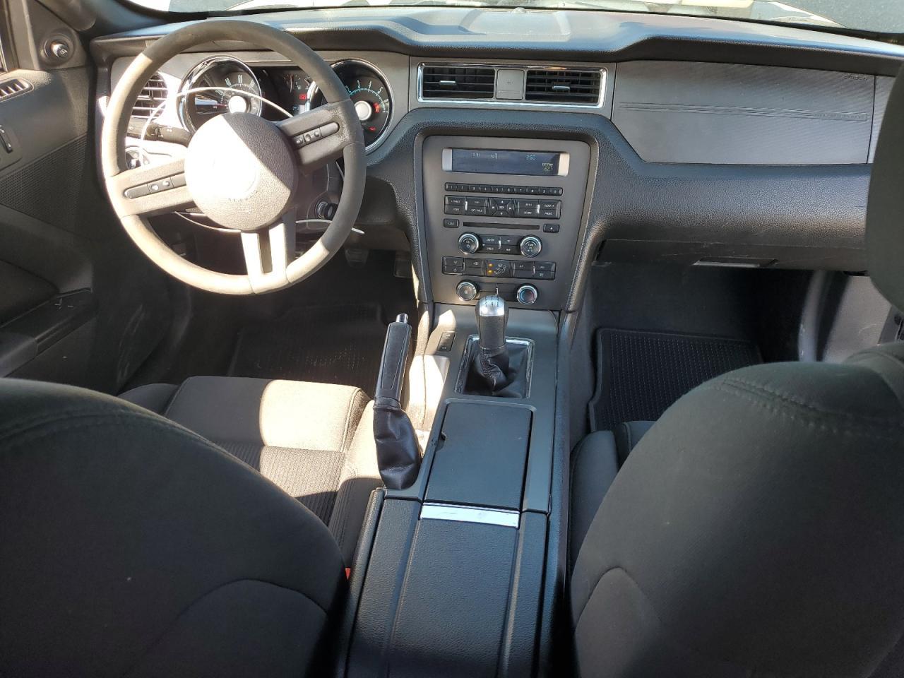 2010 FORD MUSTANG