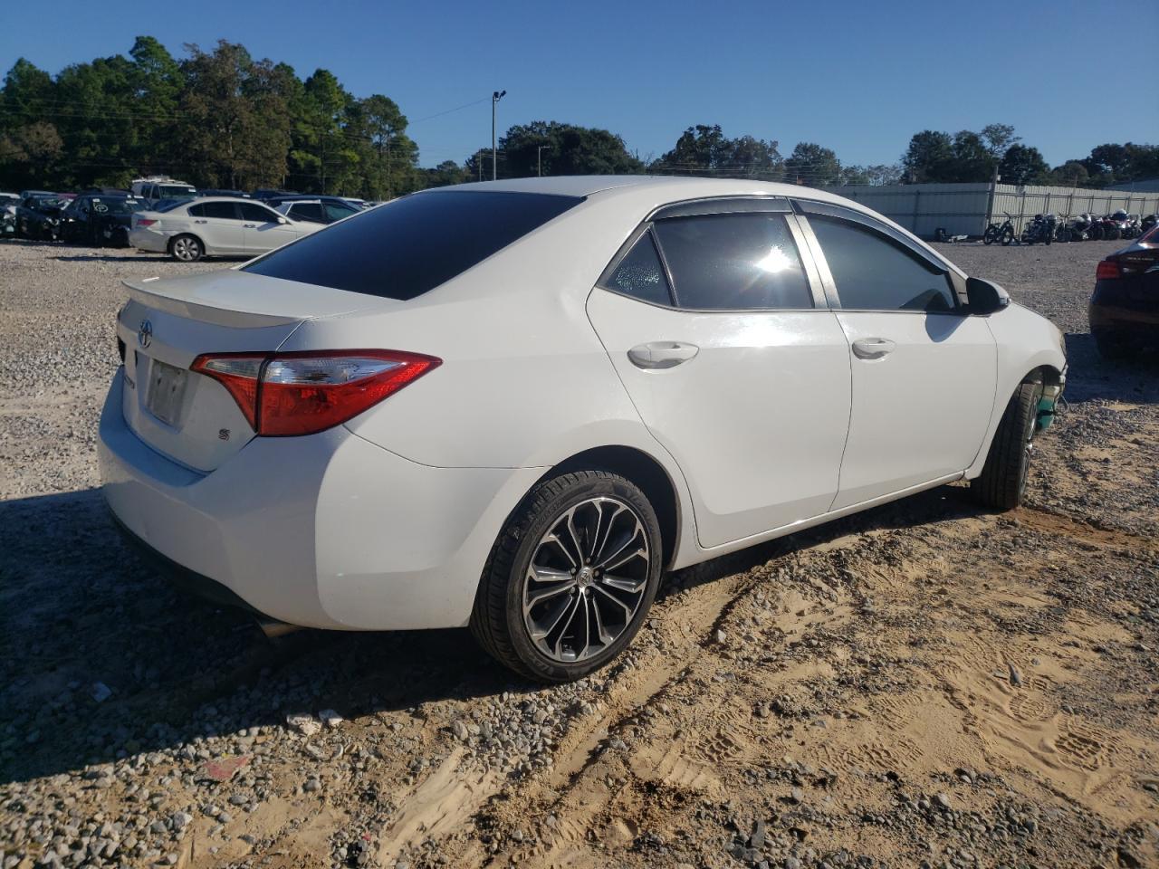 2016 TOYOTA COROLLA